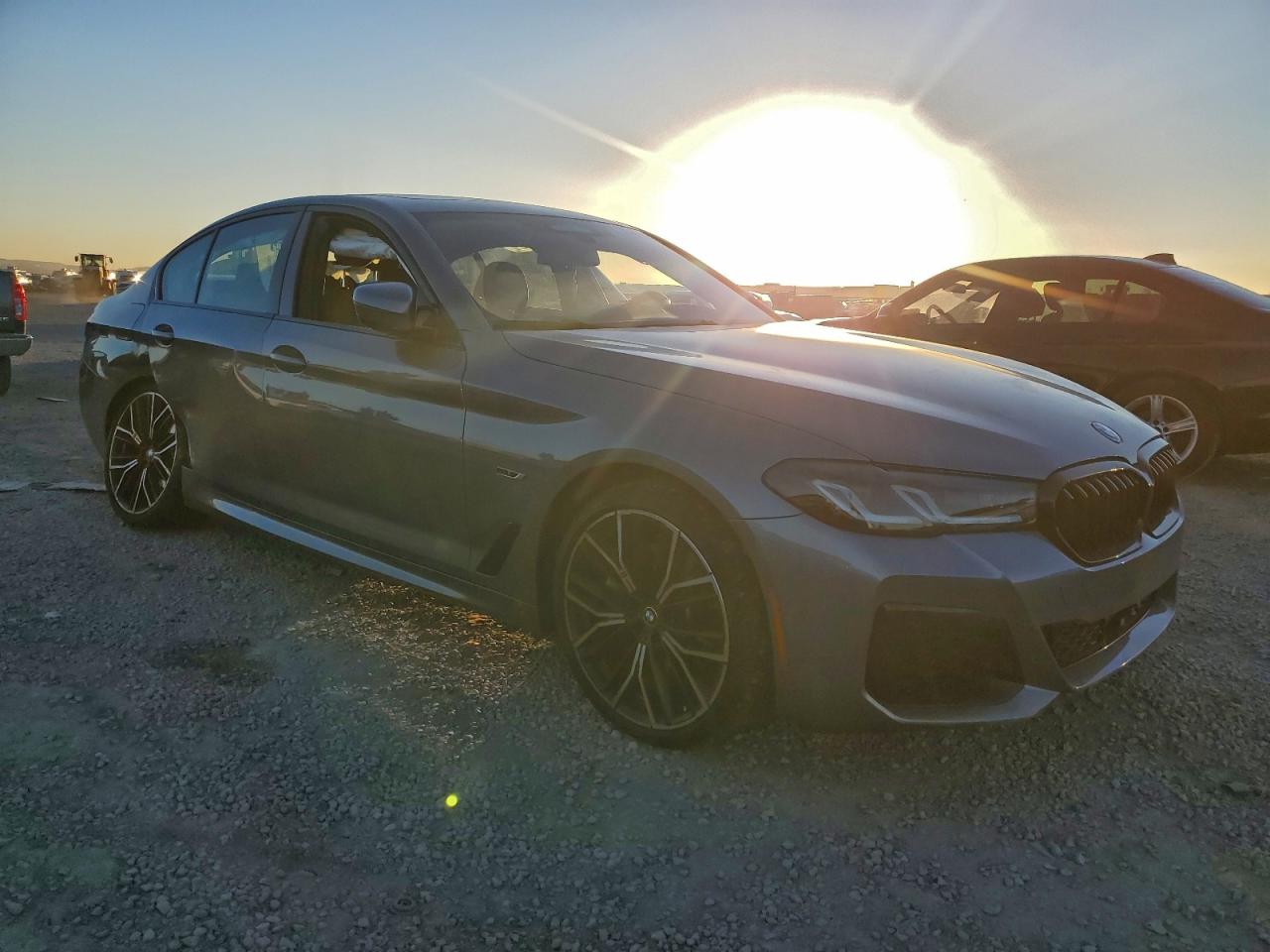 2023 BMW 530E photo 4