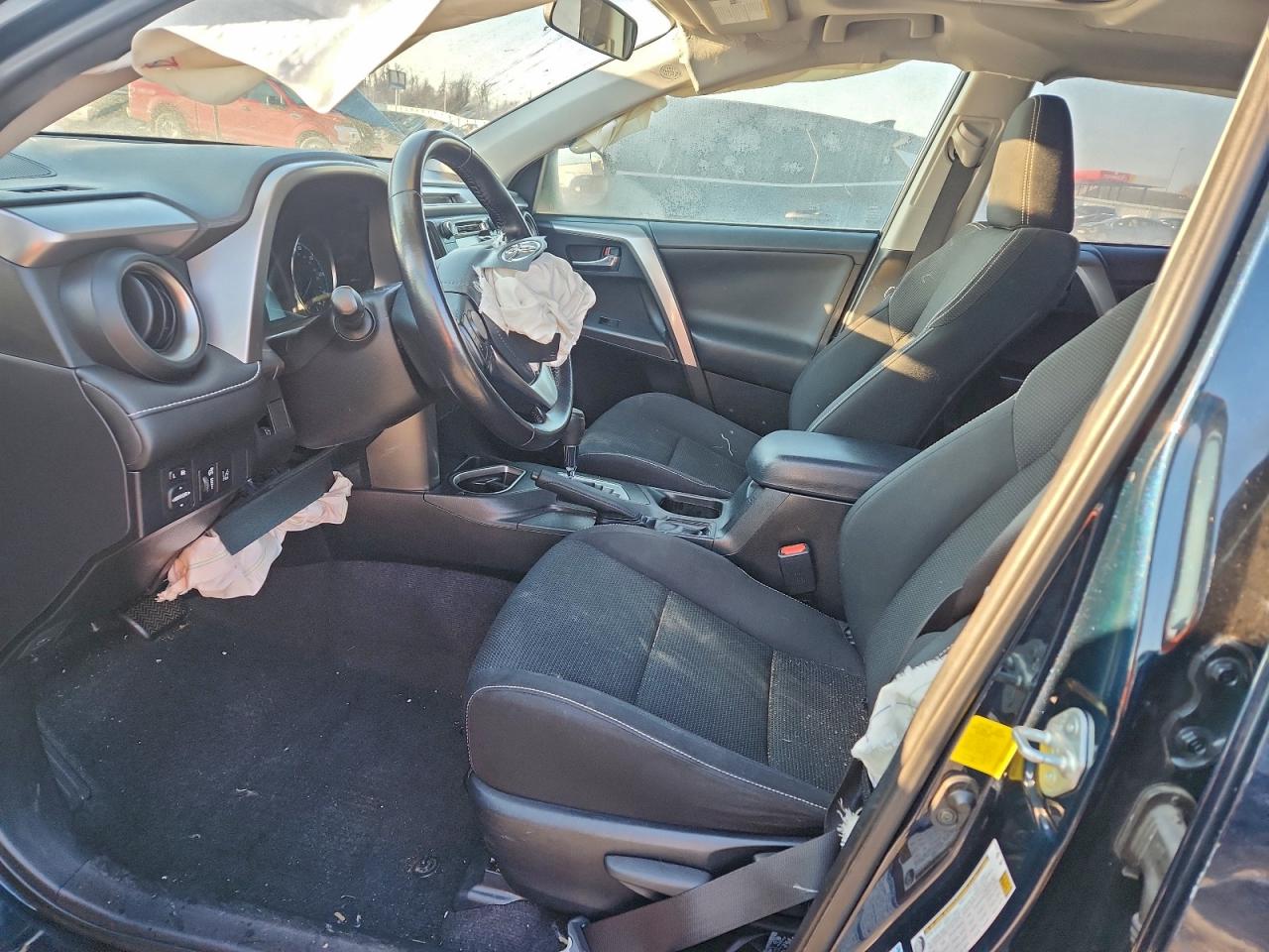 2017 TOYOTA RAV4 HV LE photo 13