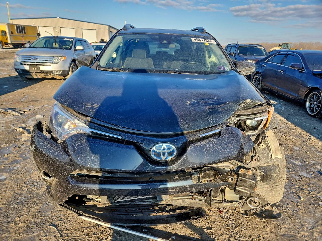 2017 TOYOTA RAV4 HV LE photo 9