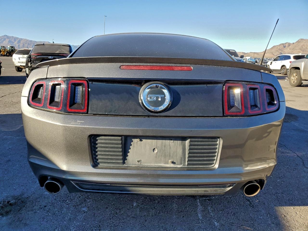 2013 FORD MUSTANG GT photo 16