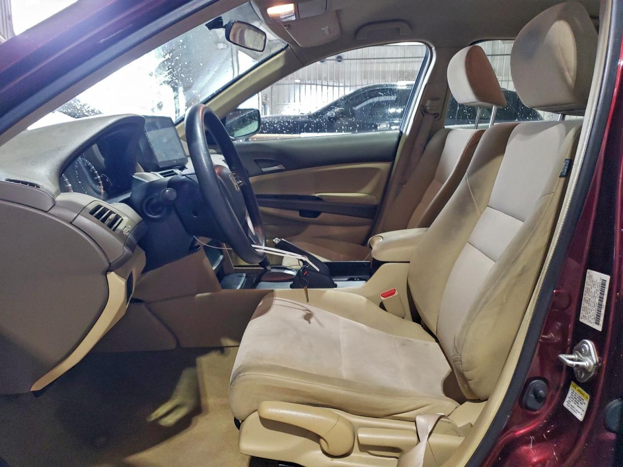 2009 HONDA ACCORD LX photo 7