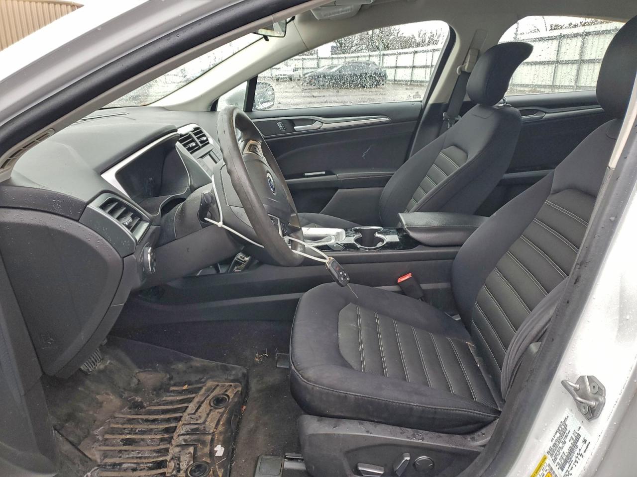 2015 FORD FUSION SE photo 7