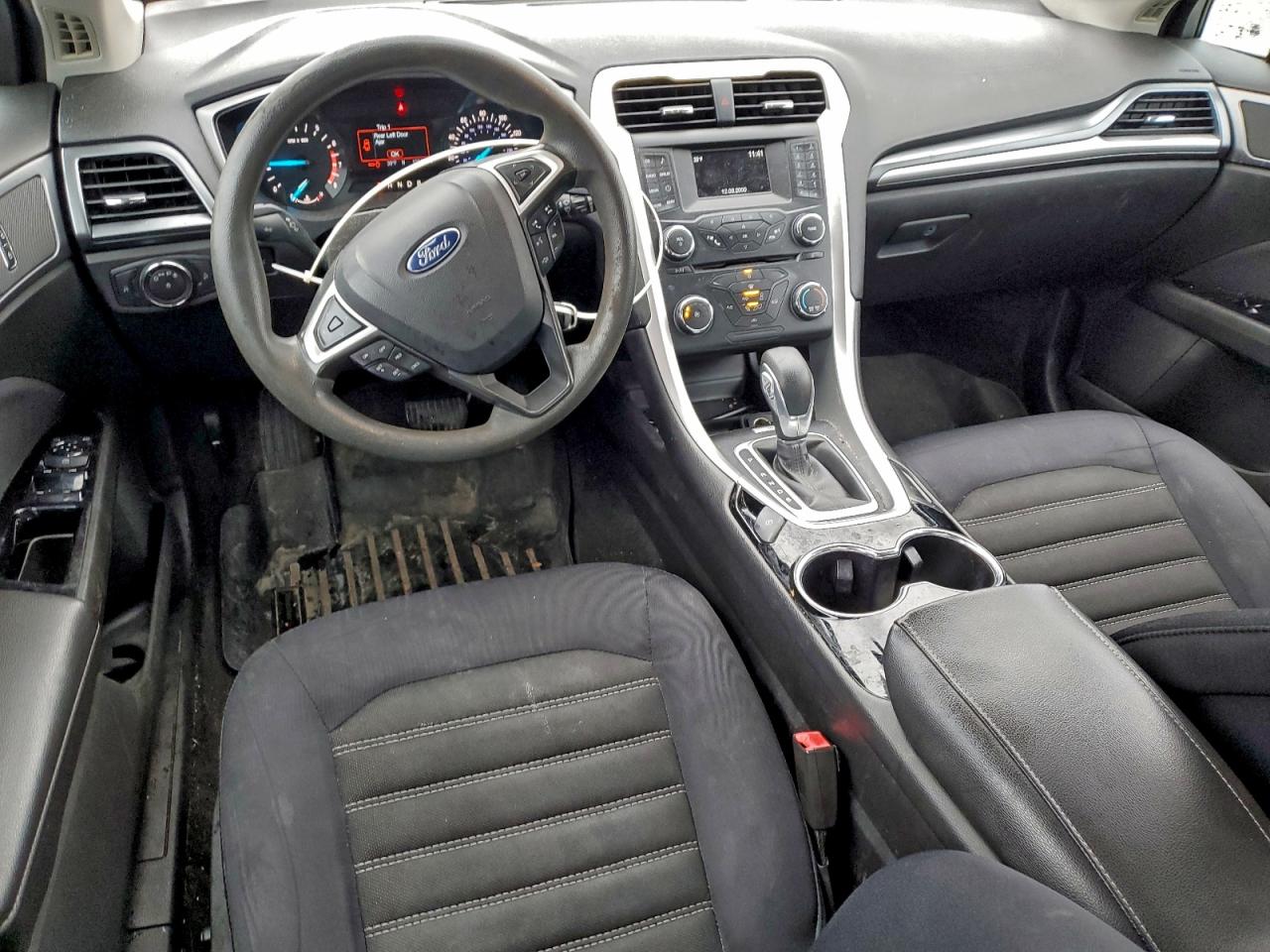 2015 FORD FUSION SE photo 8