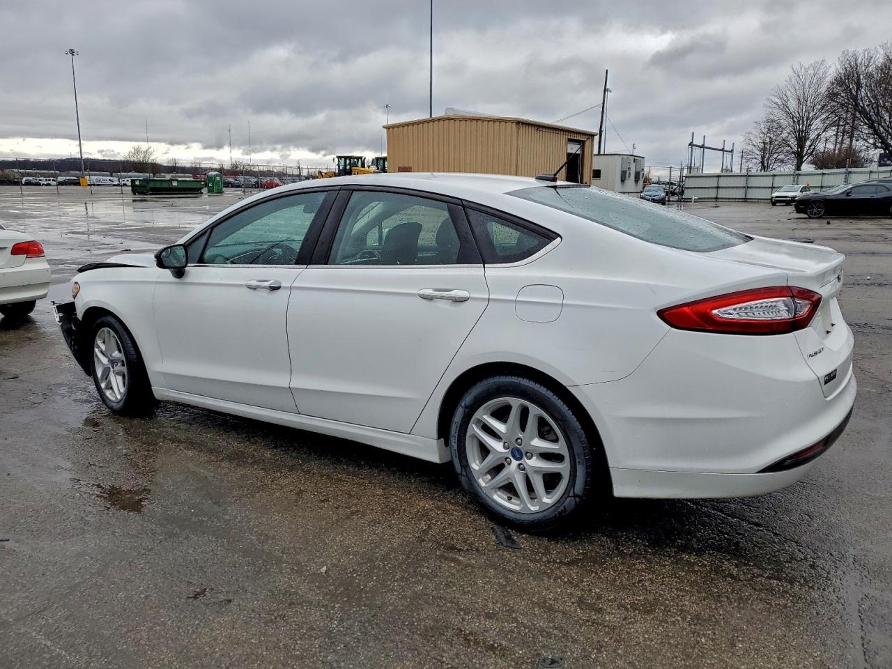 2015 FORD FUSION SE photo 2