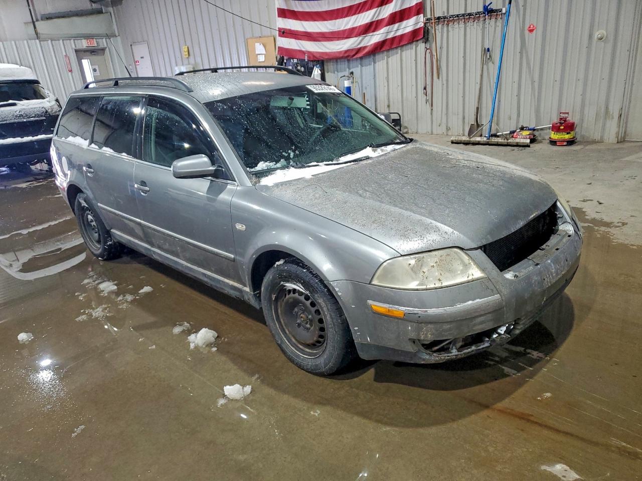 2003 VOLKSWAGEN PASSAT GL photo 4