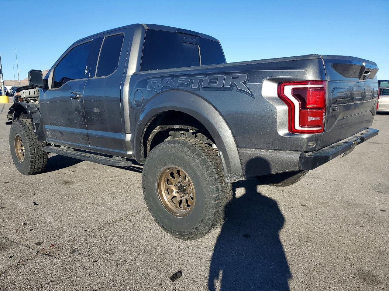2018 FORD F150 RAPTOR photo 2