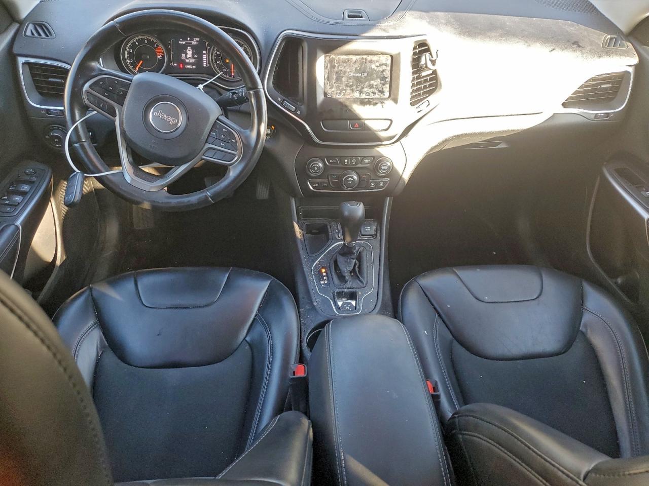 2019 JEEP CHEROKEE LATITUDE PLUS photo 8