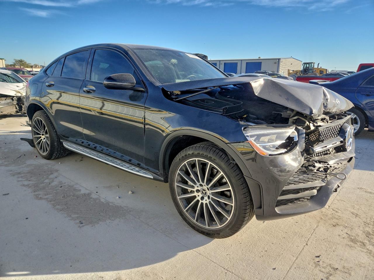 2020 MERCEDES-BENZ GLC COUPE 300 4MATIC photo 4