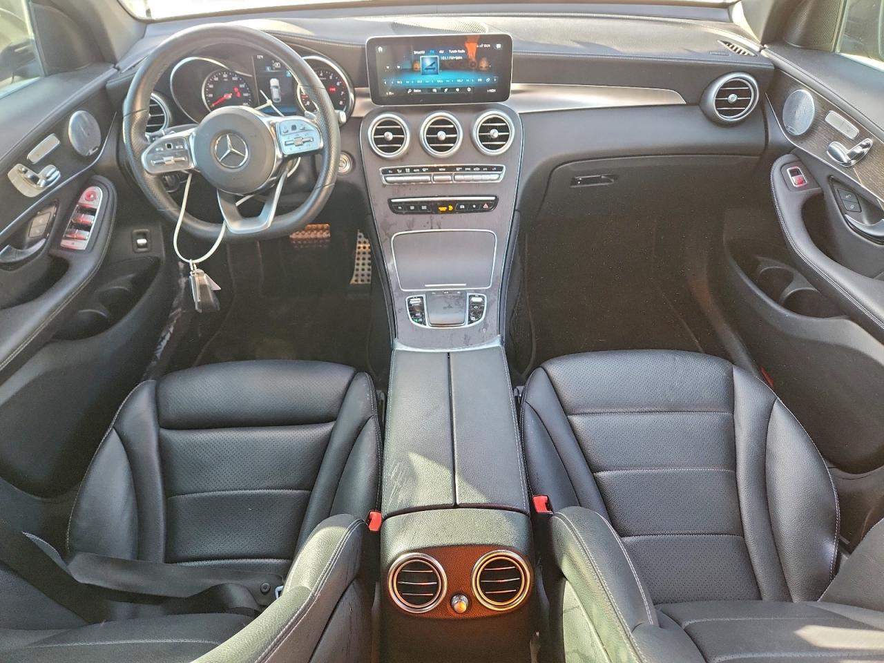 2020 MERCEDES-BENZ GLC COUPE 300 4MATIC photo 8