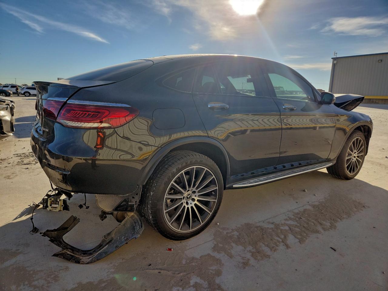2020 MERCEDES-BENZ GLC COUPE 300 4MATIC photo 3