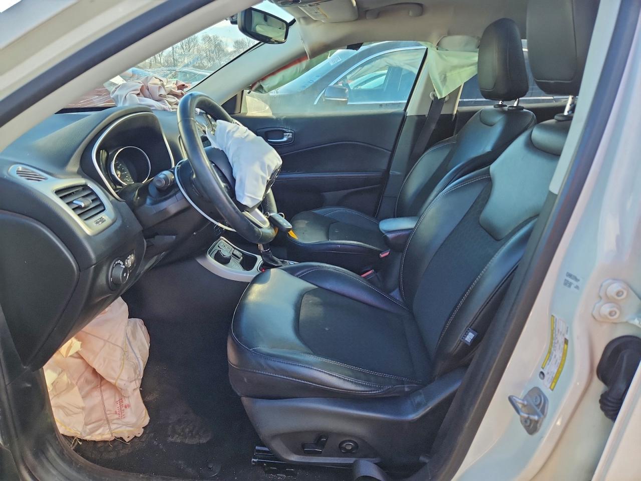 2019 JEEP COMPASS LATITUDE photo 7