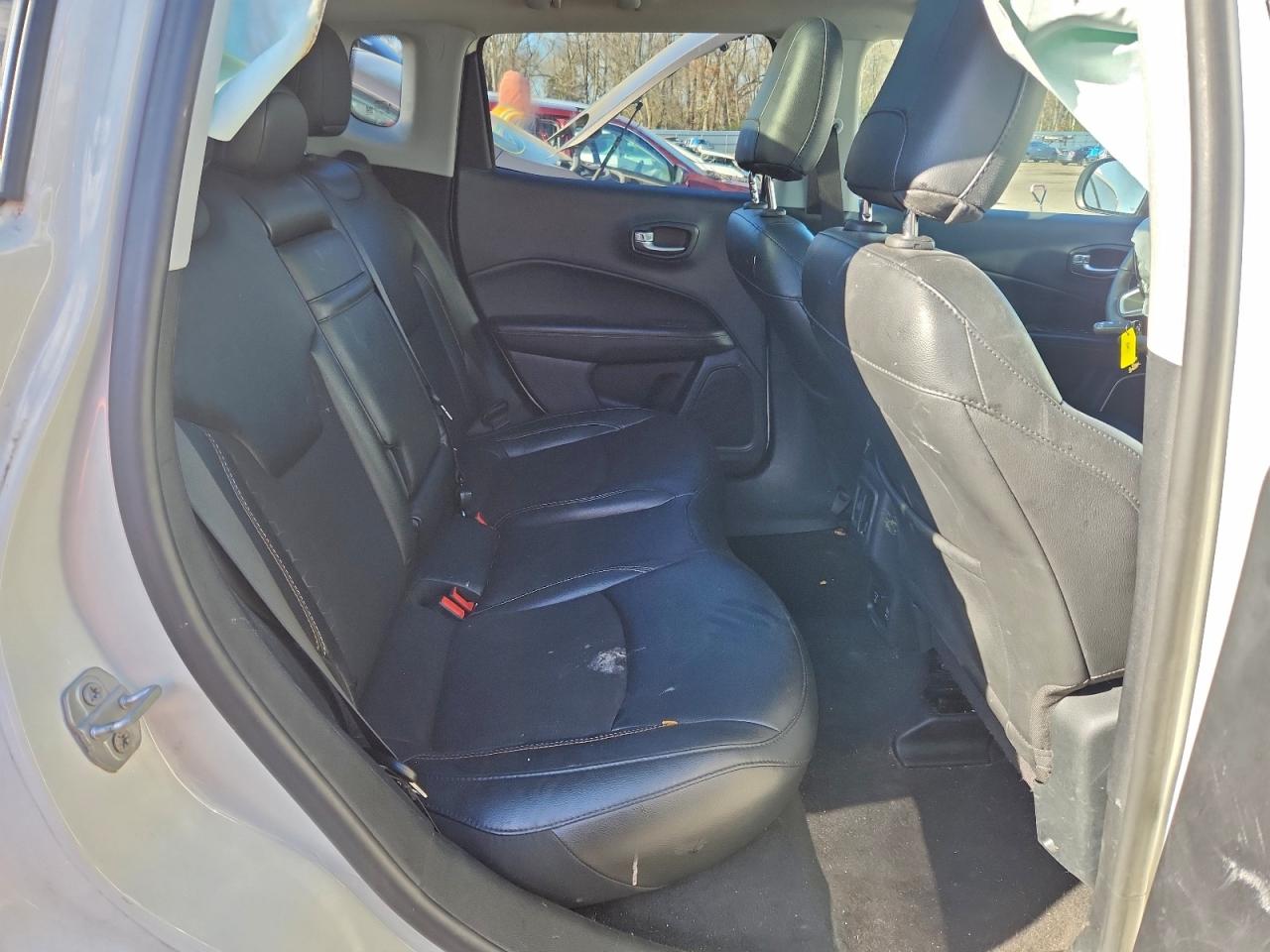2019 JEEP COMPASS LATITUDE photo 11