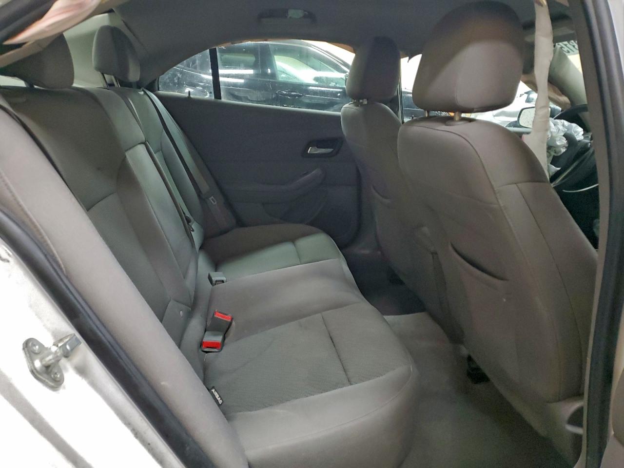 2014 CHEVROLET MALIBU LS photo 10