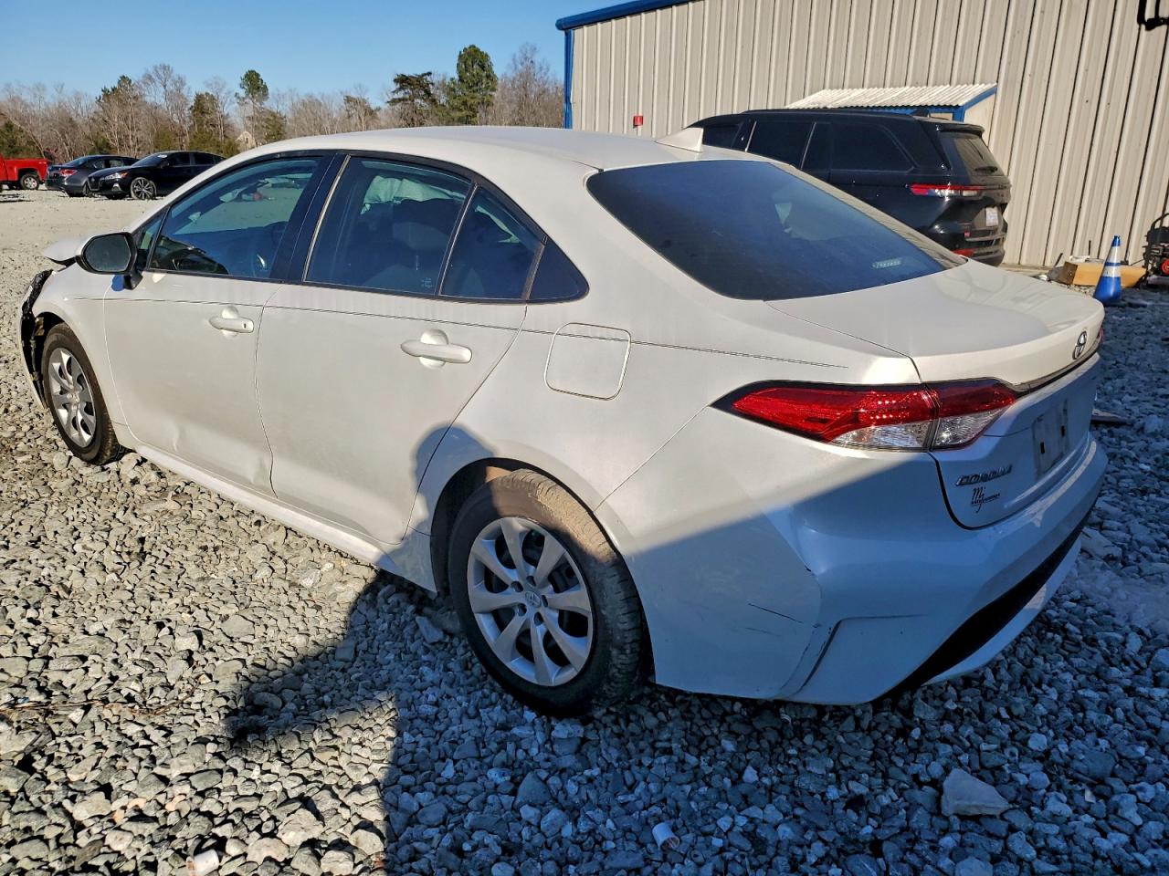 2022 TOYOTA COROLLA LE photo 2