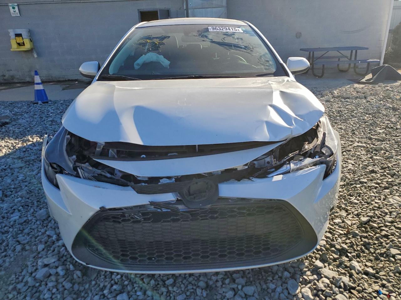 2022 TOYOTA COROLLA LE photo 5