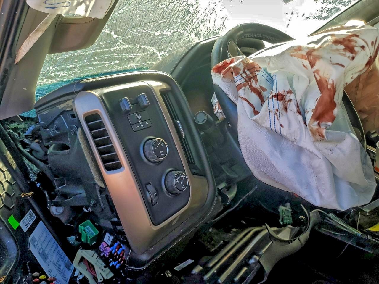 2015 GMC SIERRA K3500 DENALI photo 25