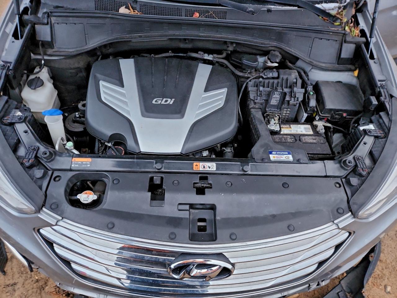 2016 HYUNDAI SANTA FE SE photo 12