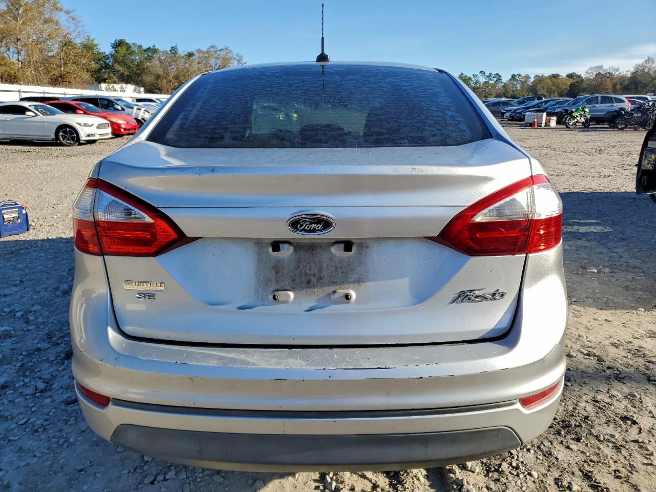 2015 FORD FIESTA SE photo 6