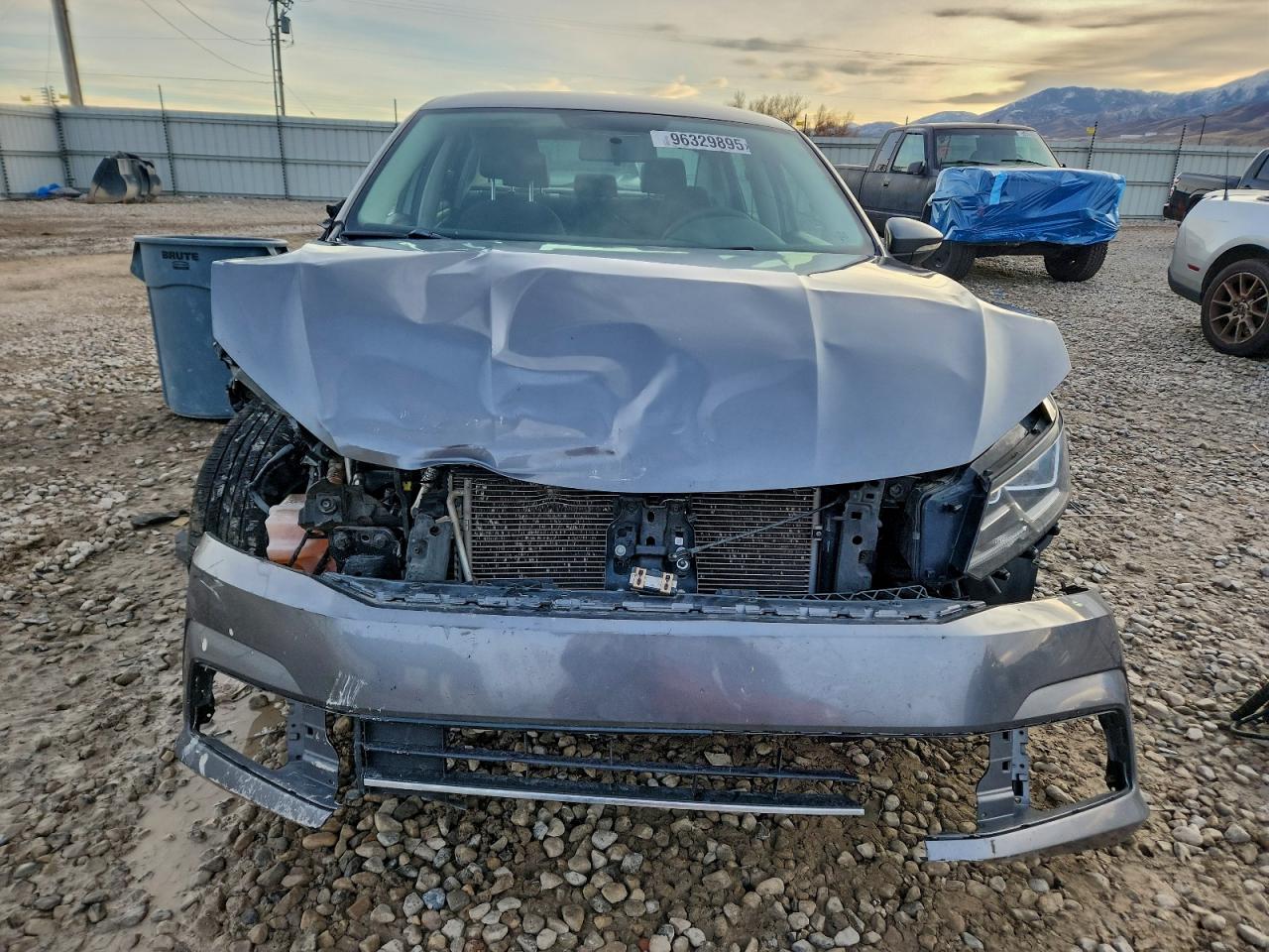 2018 VOLKSWAGEN PASSAT S photo 5