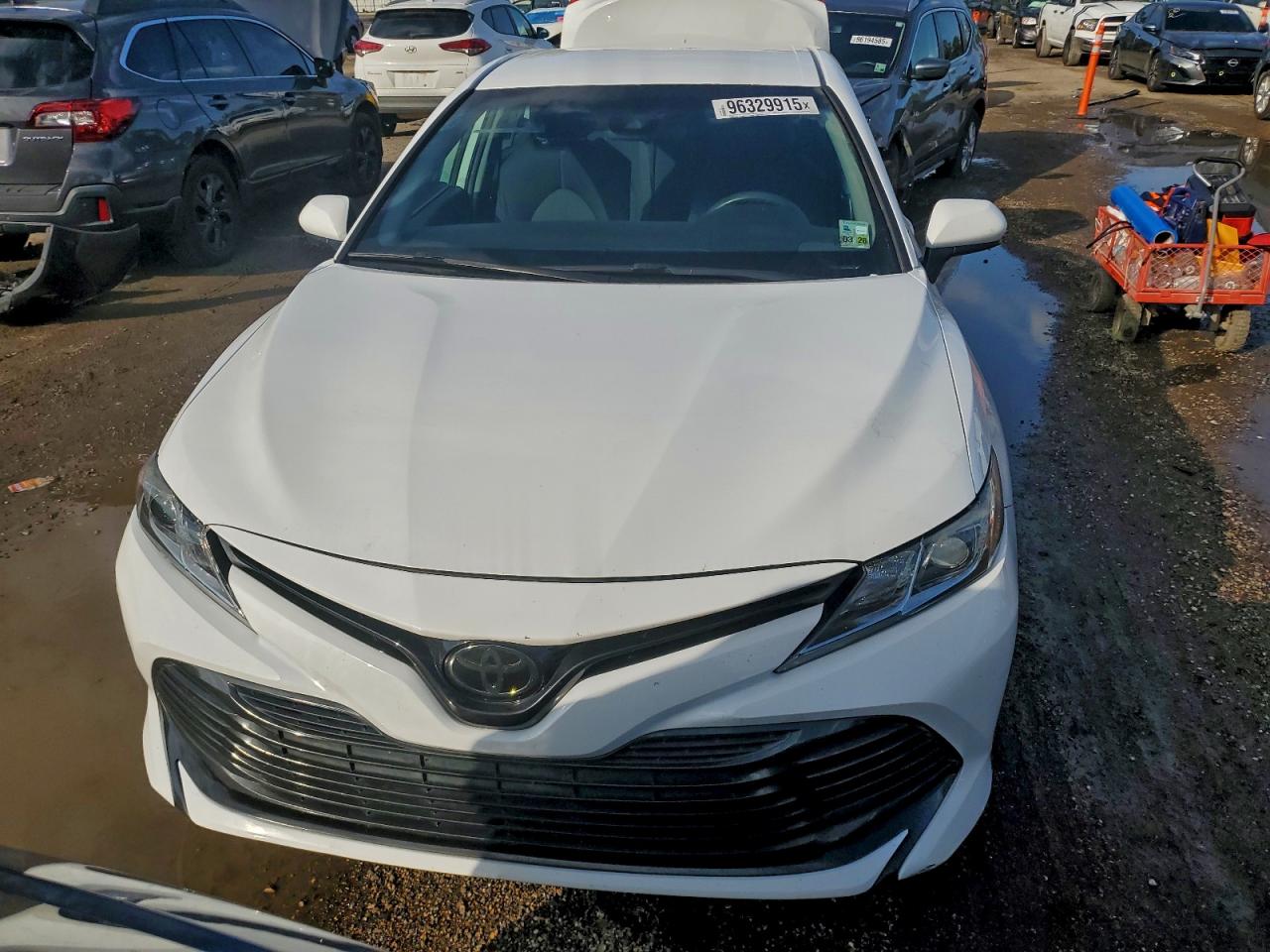 2019 TOYOTA CAMRY L photo 9