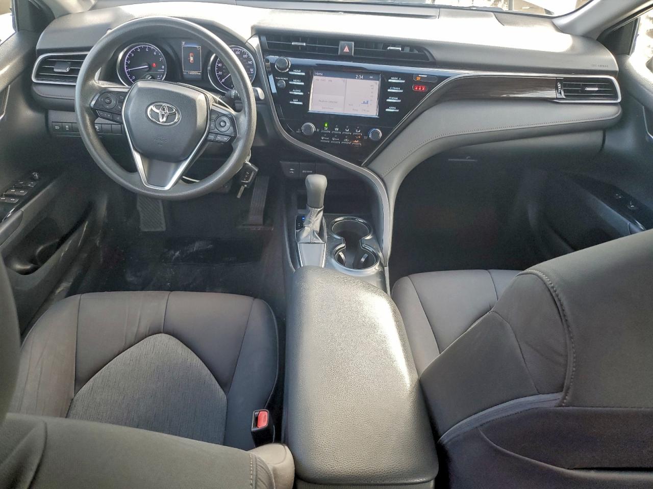 2019 TOYOTA CAMRY L photo 15