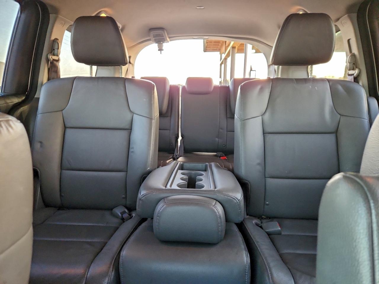 2016 HONDA ODYSSEY EXL photo 19