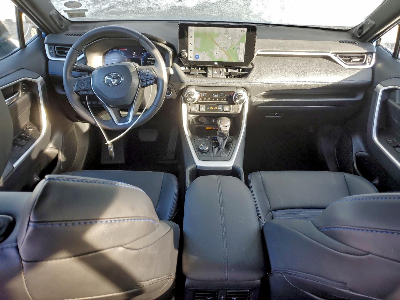 2025 TOYOTA RAV4 XSE photo 8