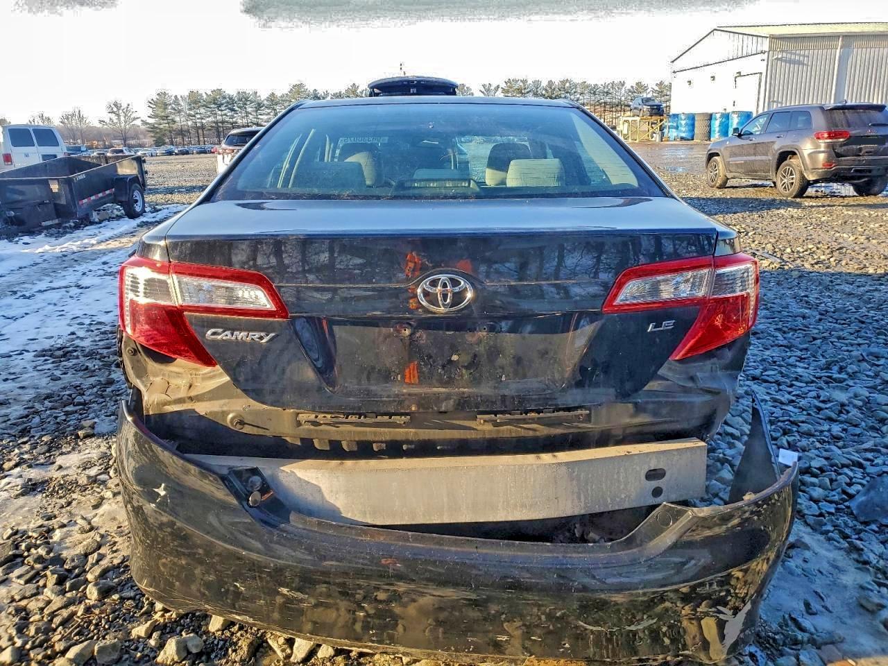 2012 TOYOTA CAMRY BASE photo 6