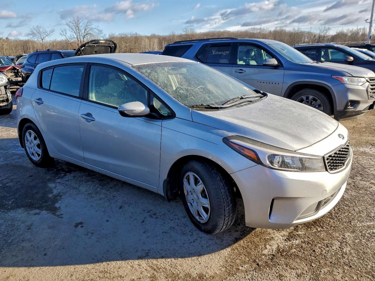 2017 KIA FORTE LX photo 4