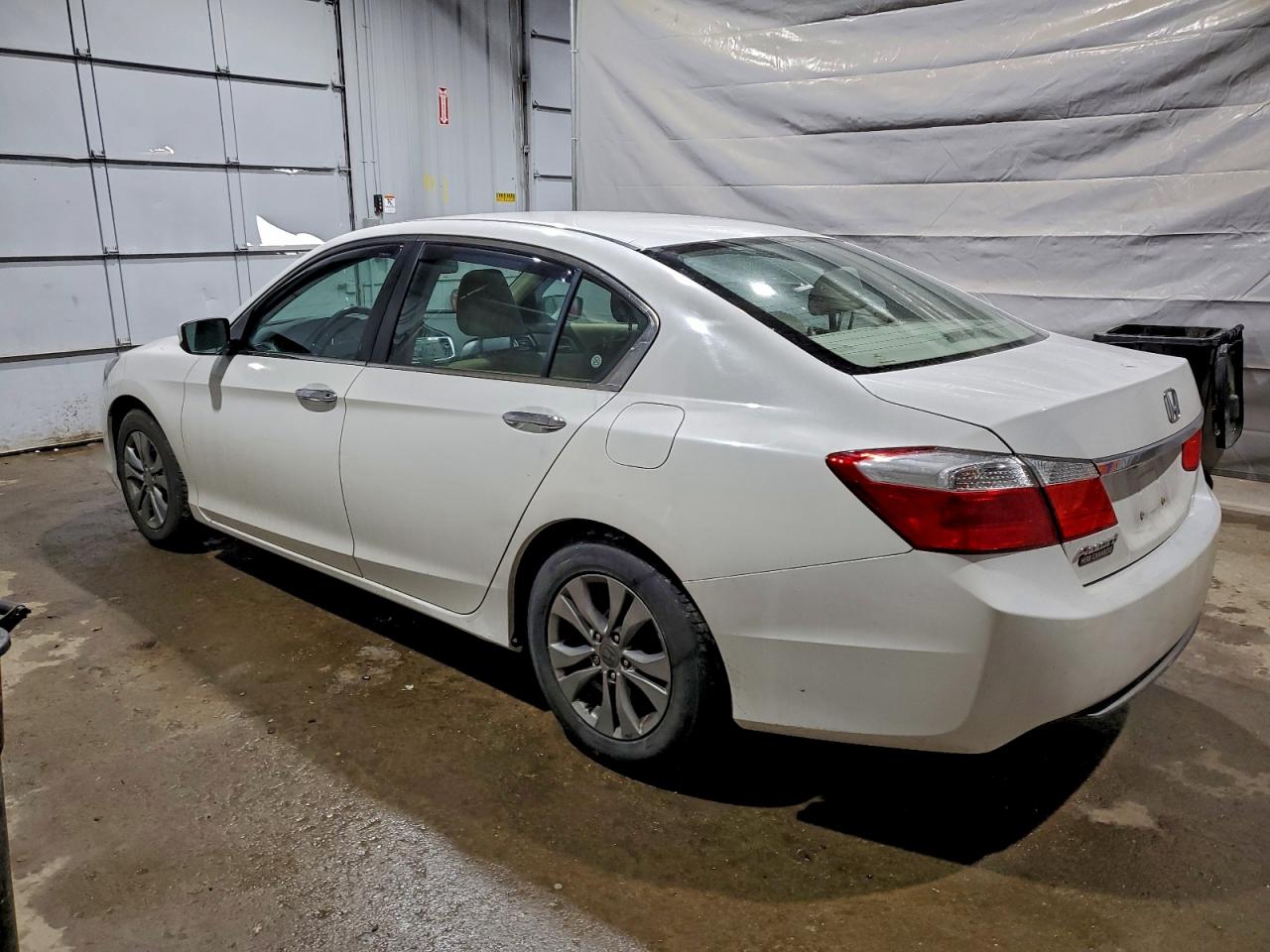 2015 HONDA ACCORD LX photo 2