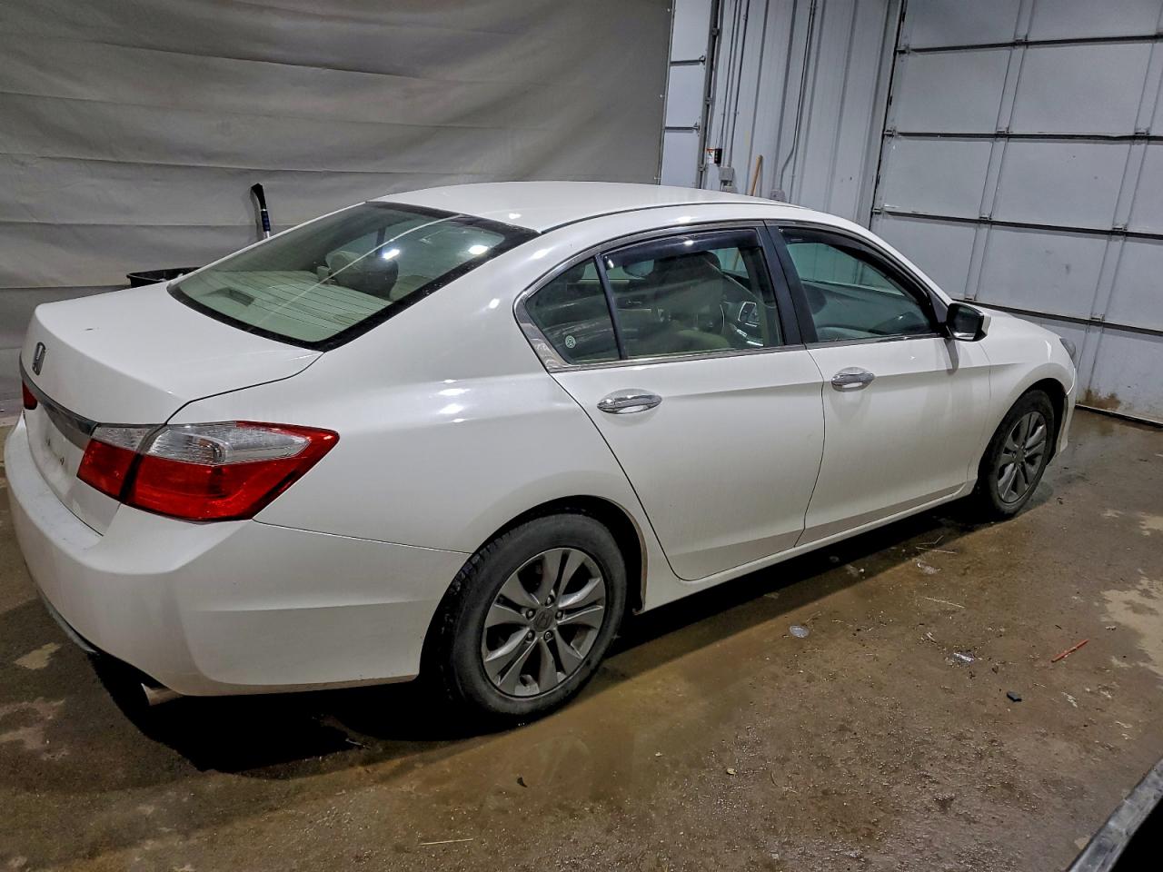 2015 HONDA ACCORD LX photo 3