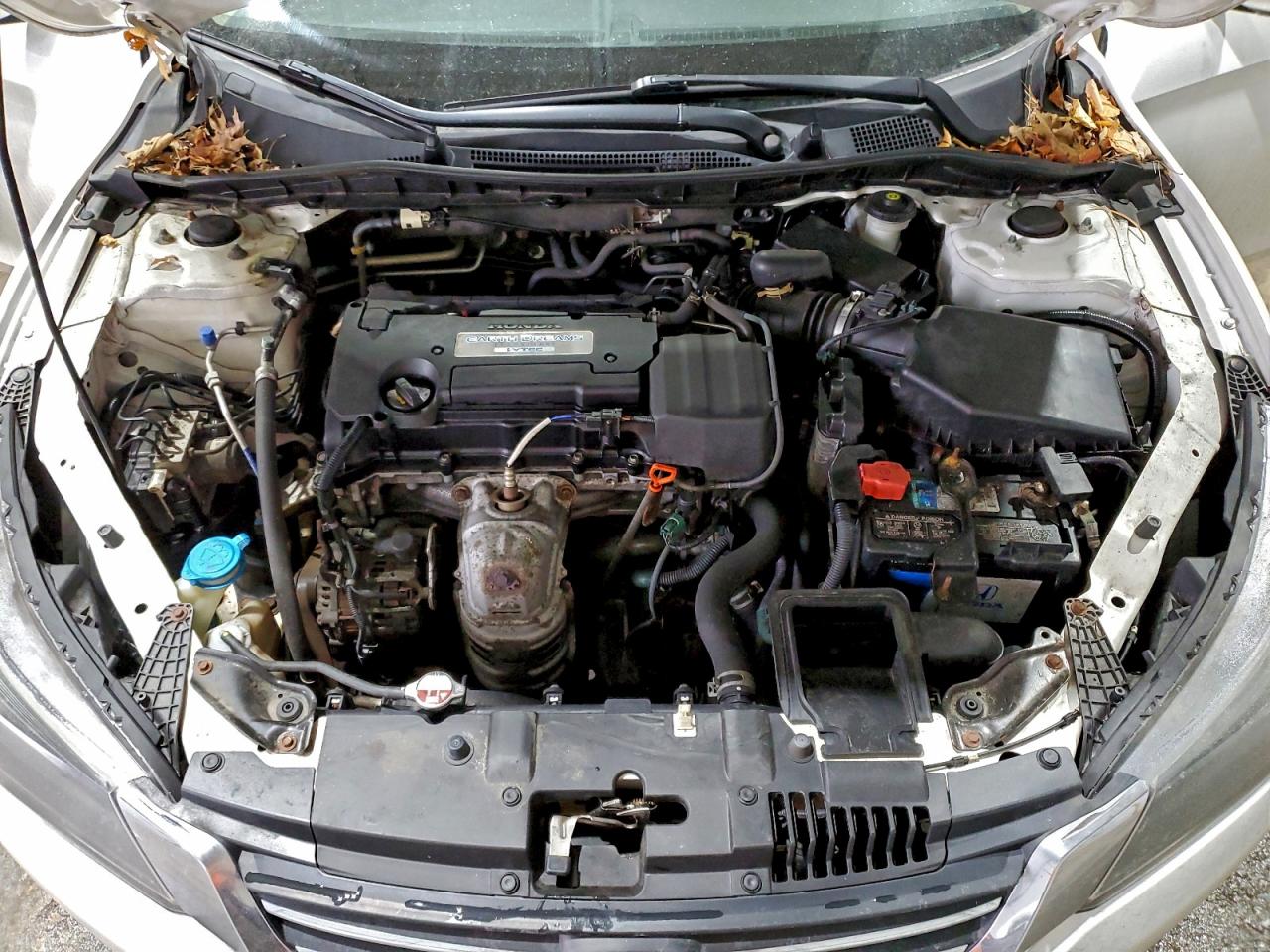 2015 HONDA ACCORD LX photo 11