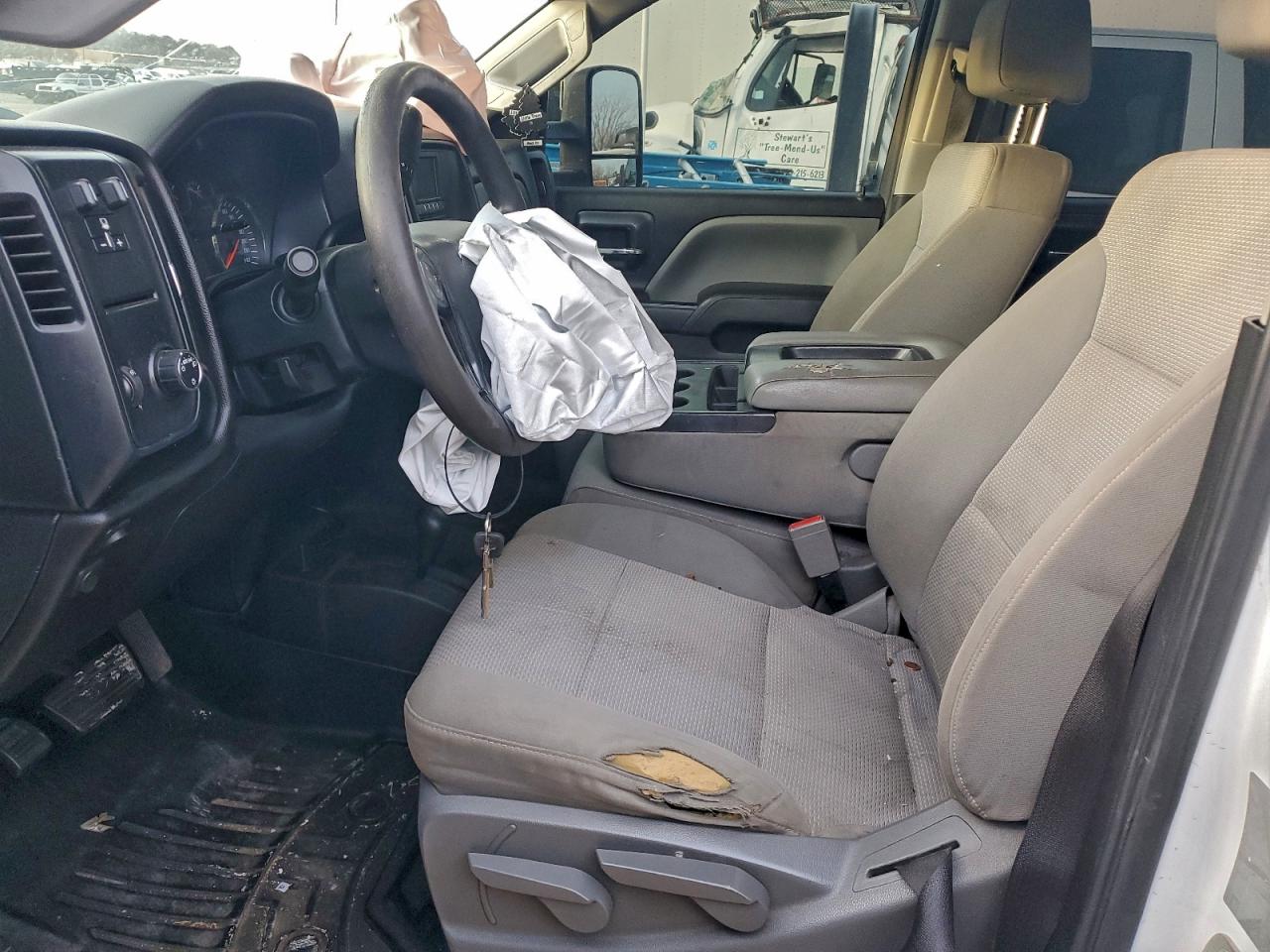 2017 CHEVROLET SILVERADO K3500 photo 7