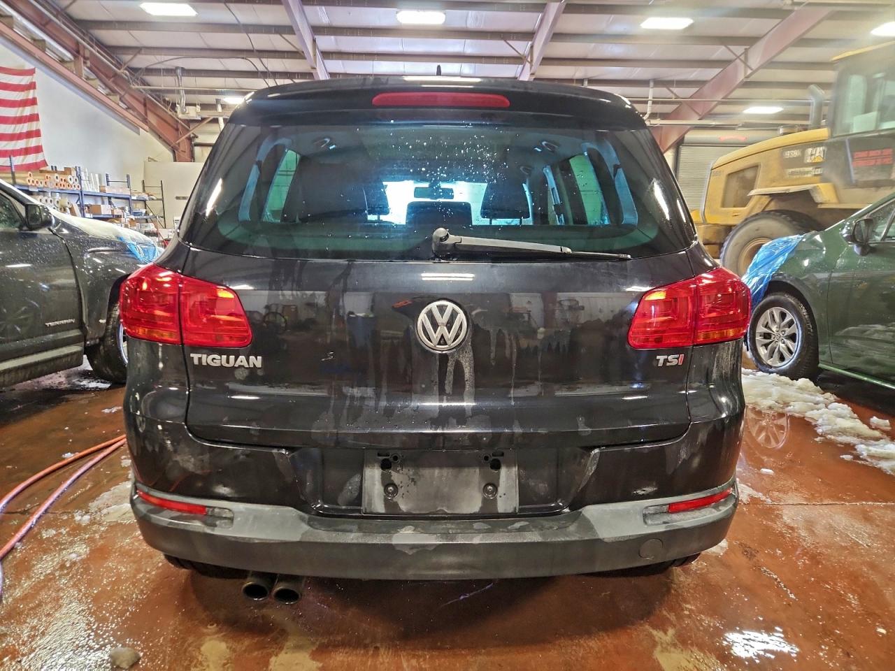 2017 VOLKSWAGEN TIGUAN WOLFSBURG photo 6