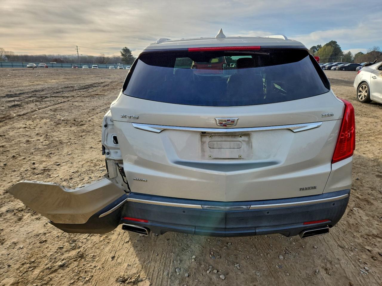 2017 CADILLAC XT5 LUXURY photo 6