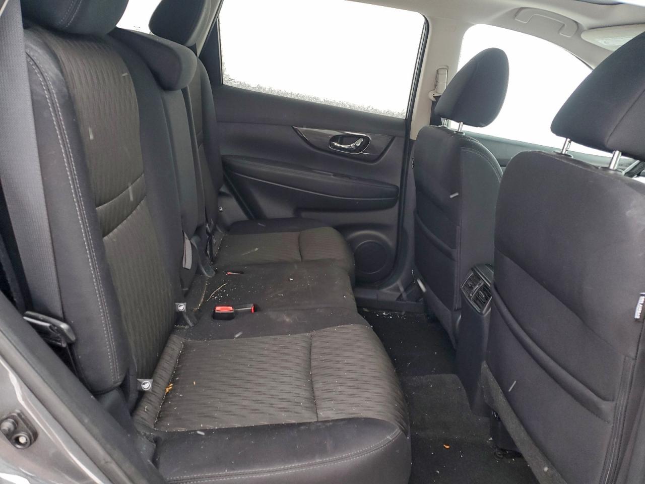 2017 NISSAN ROGUE SV photo 10