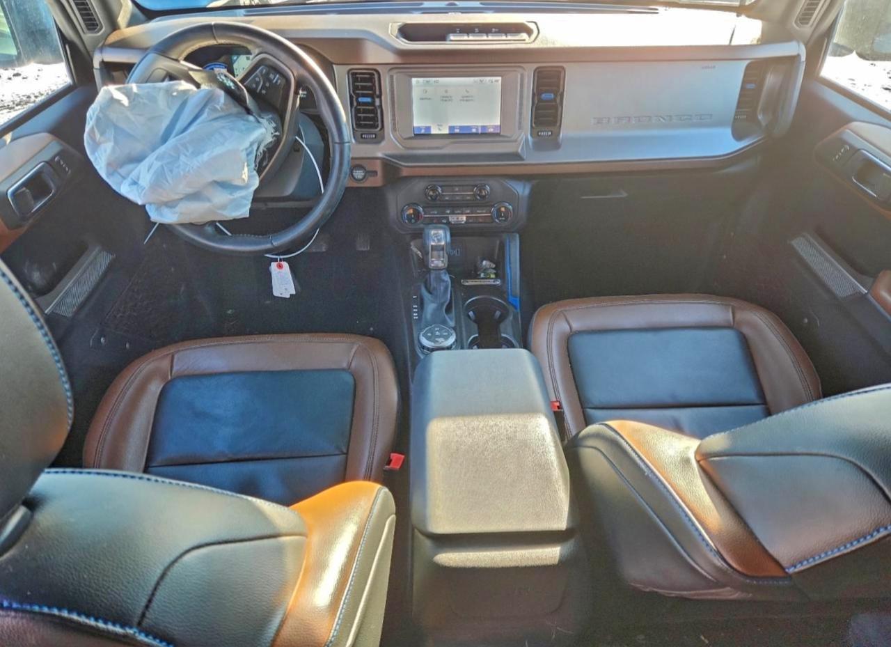 FORD BRONCO photo 8