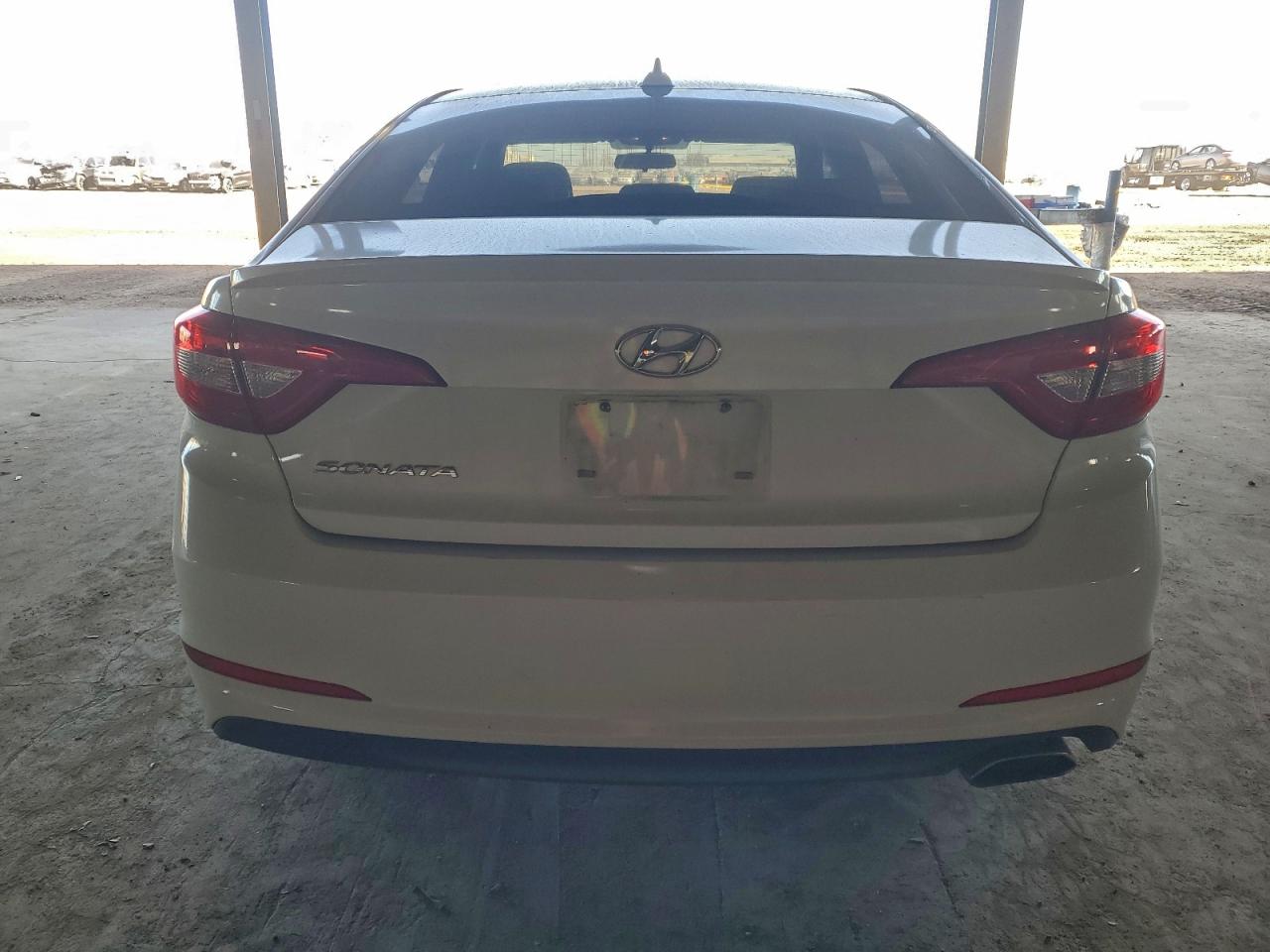 2015 HYUNDAI SONATA SE photo 6