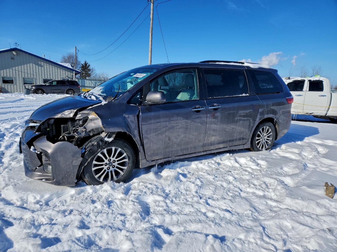 2020 TOYOTA SIENNA