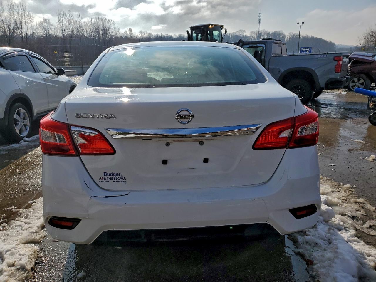 2019 NISSAN SENTRA S photo 6