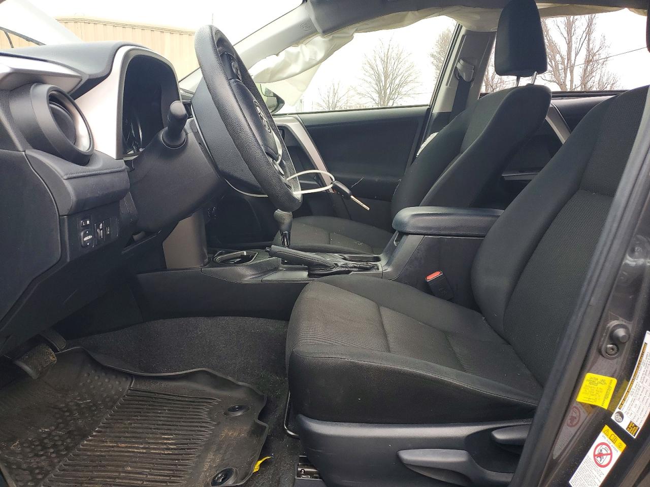 2018 TOYOTA RAV4 LE photo 13
