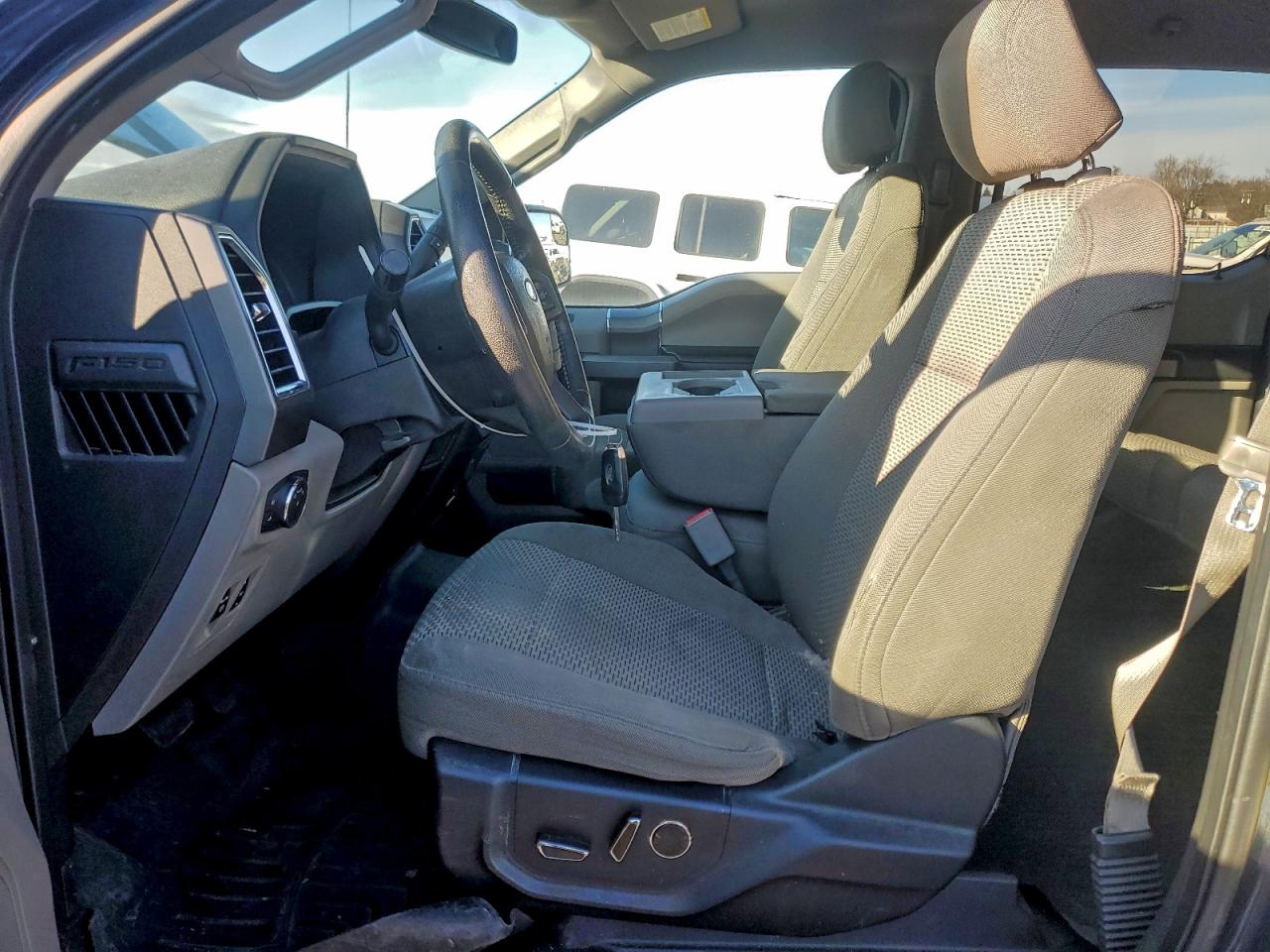 2015 FORD F150 SUPERCREW photo 7