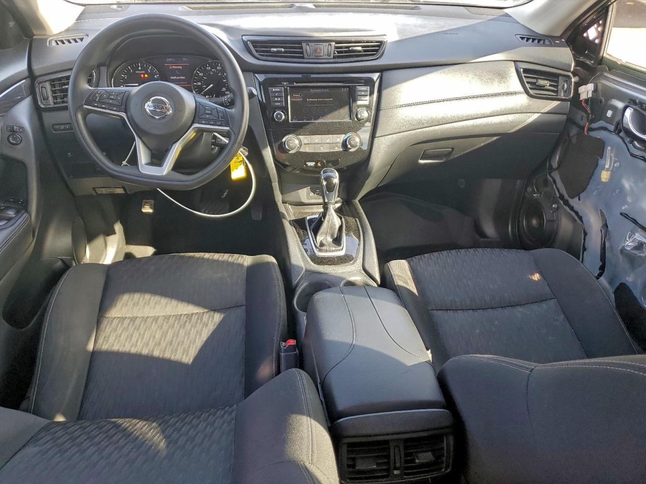 2018 NISSAN ROGUE S photo 8
