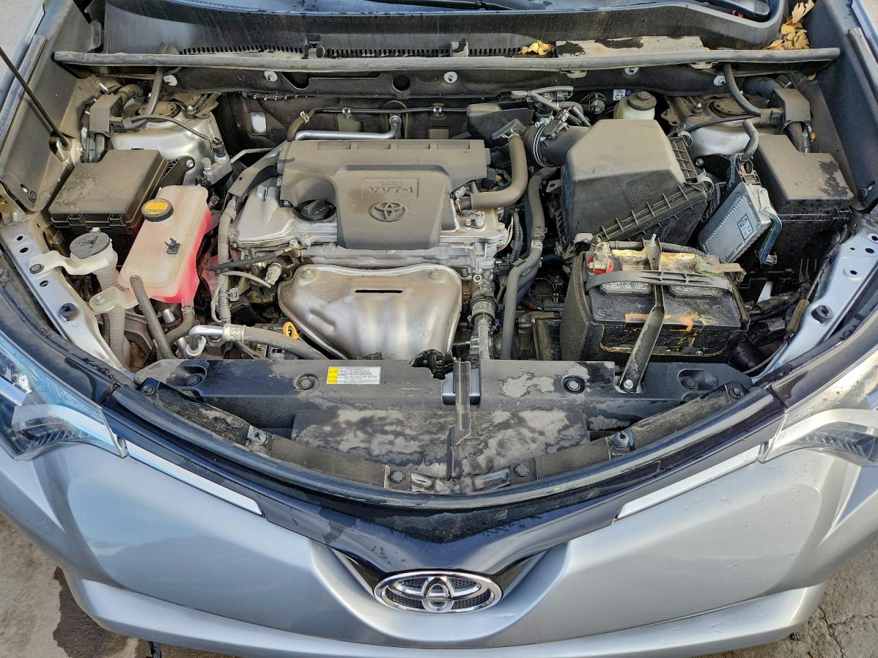 2016 TOYOTA RAV4 LE photo 12