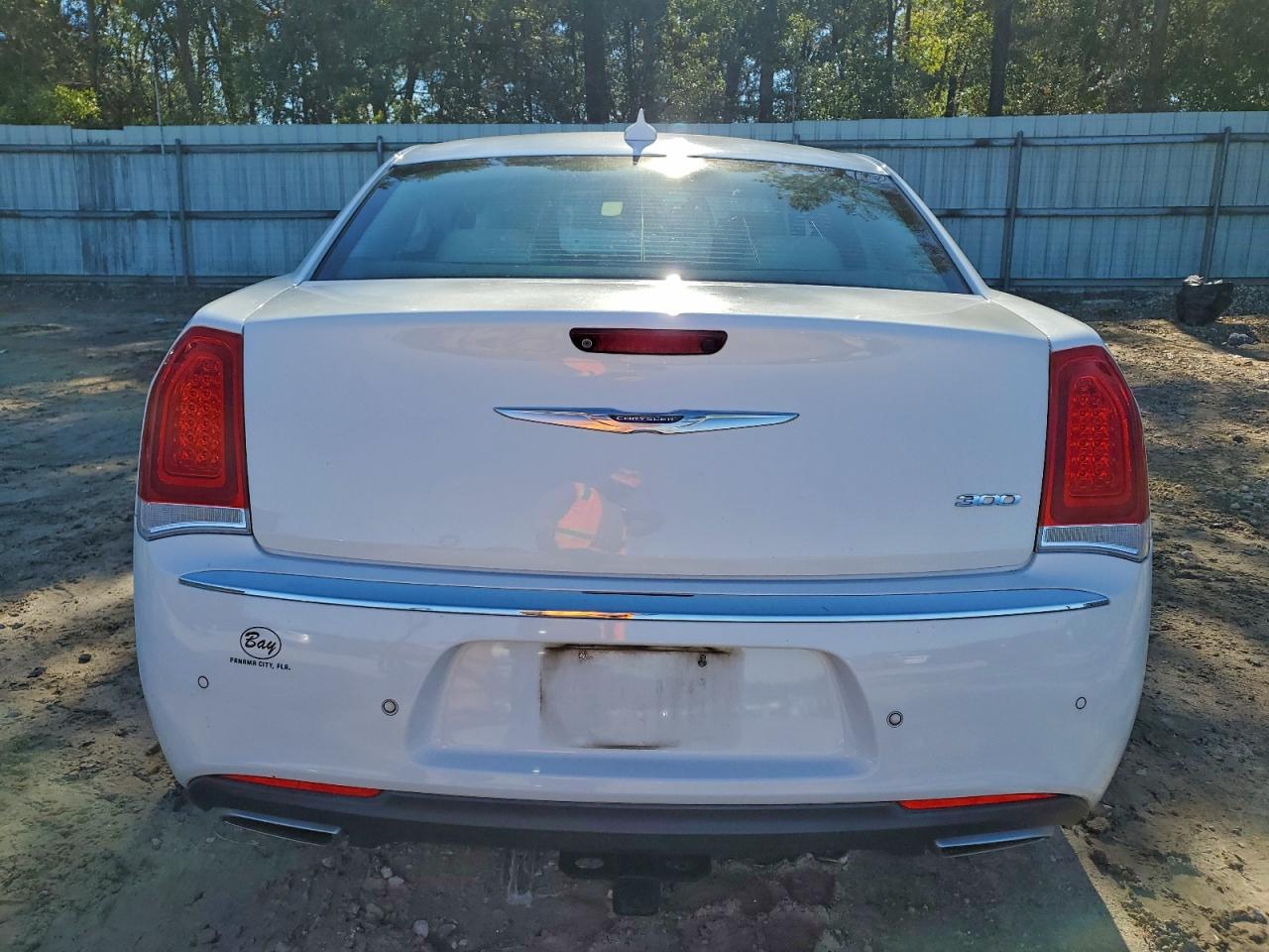 2018 CHRYSLER 300 LIMITED photo 11