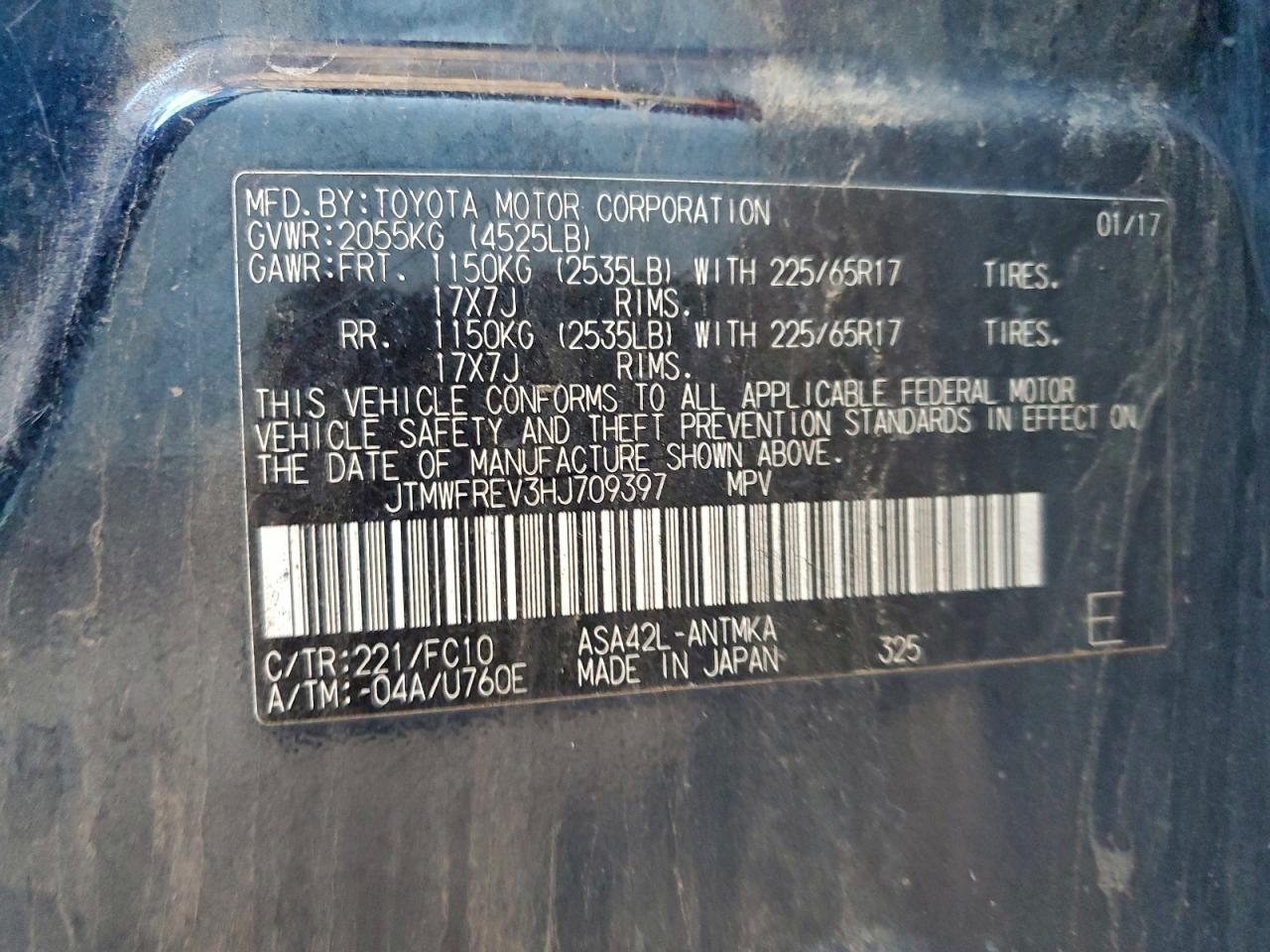 2017 TOYOTA RAV4 XLE photo 40