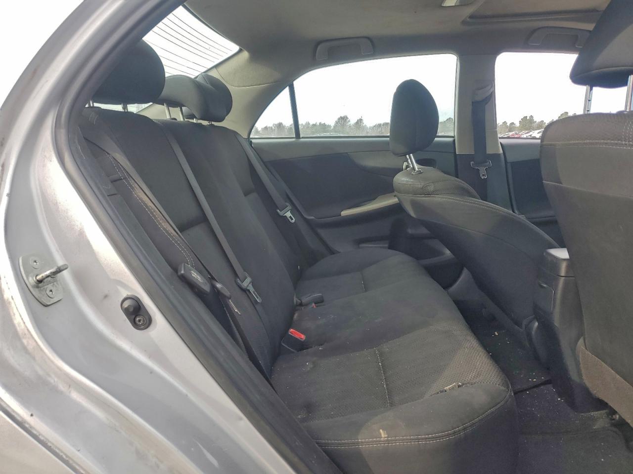 2012 TOYOTA COROLLA BASE photo 10