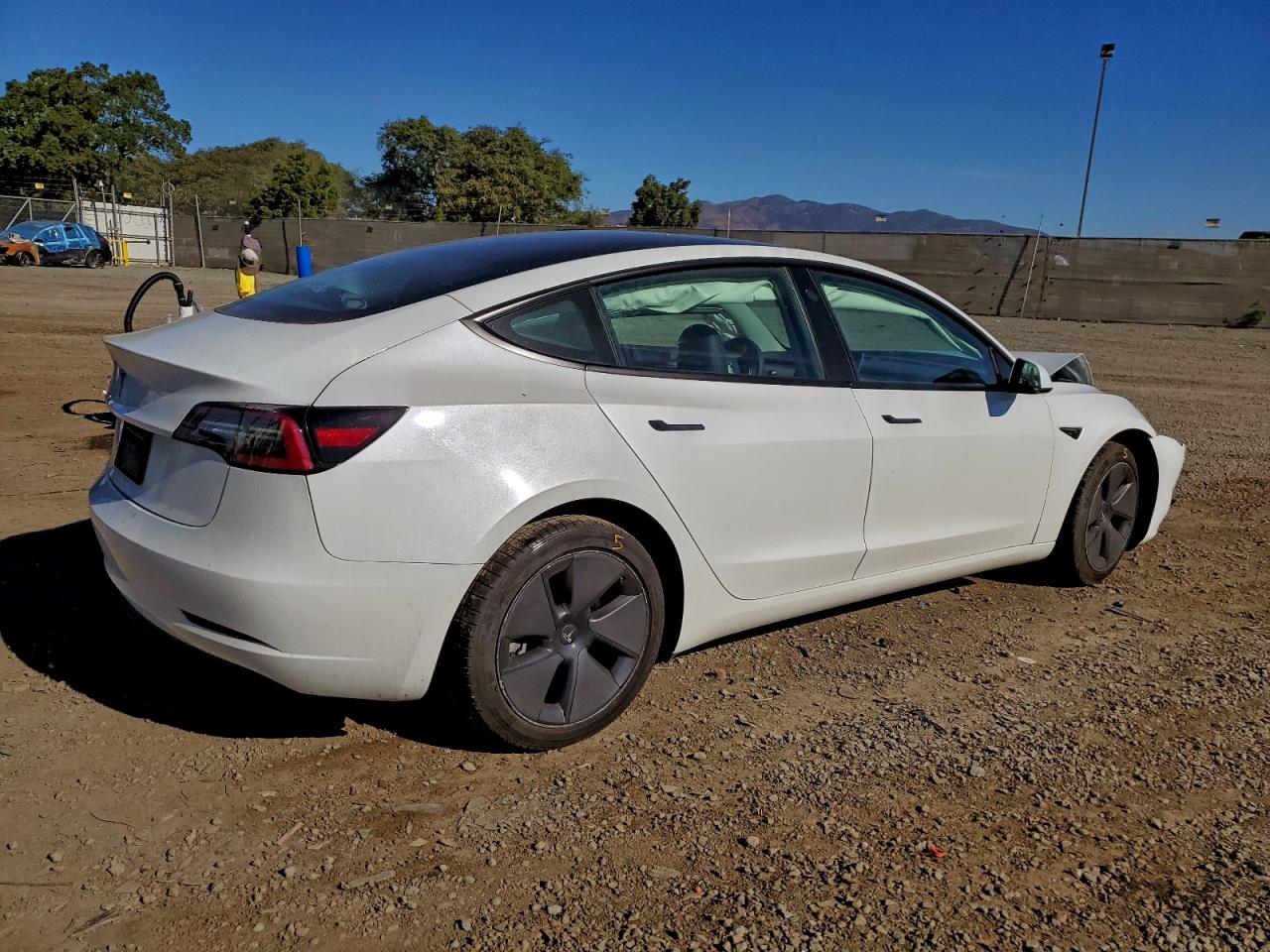 2023 TESLA MODEL 3 photo 3