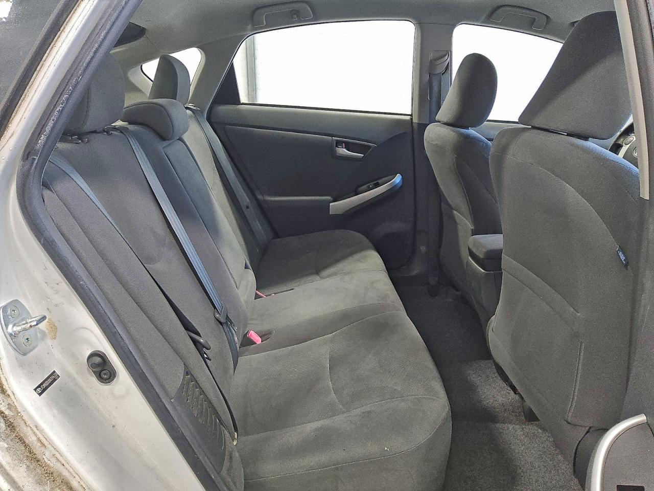 2010 TOYOTA PRIUS photo 10