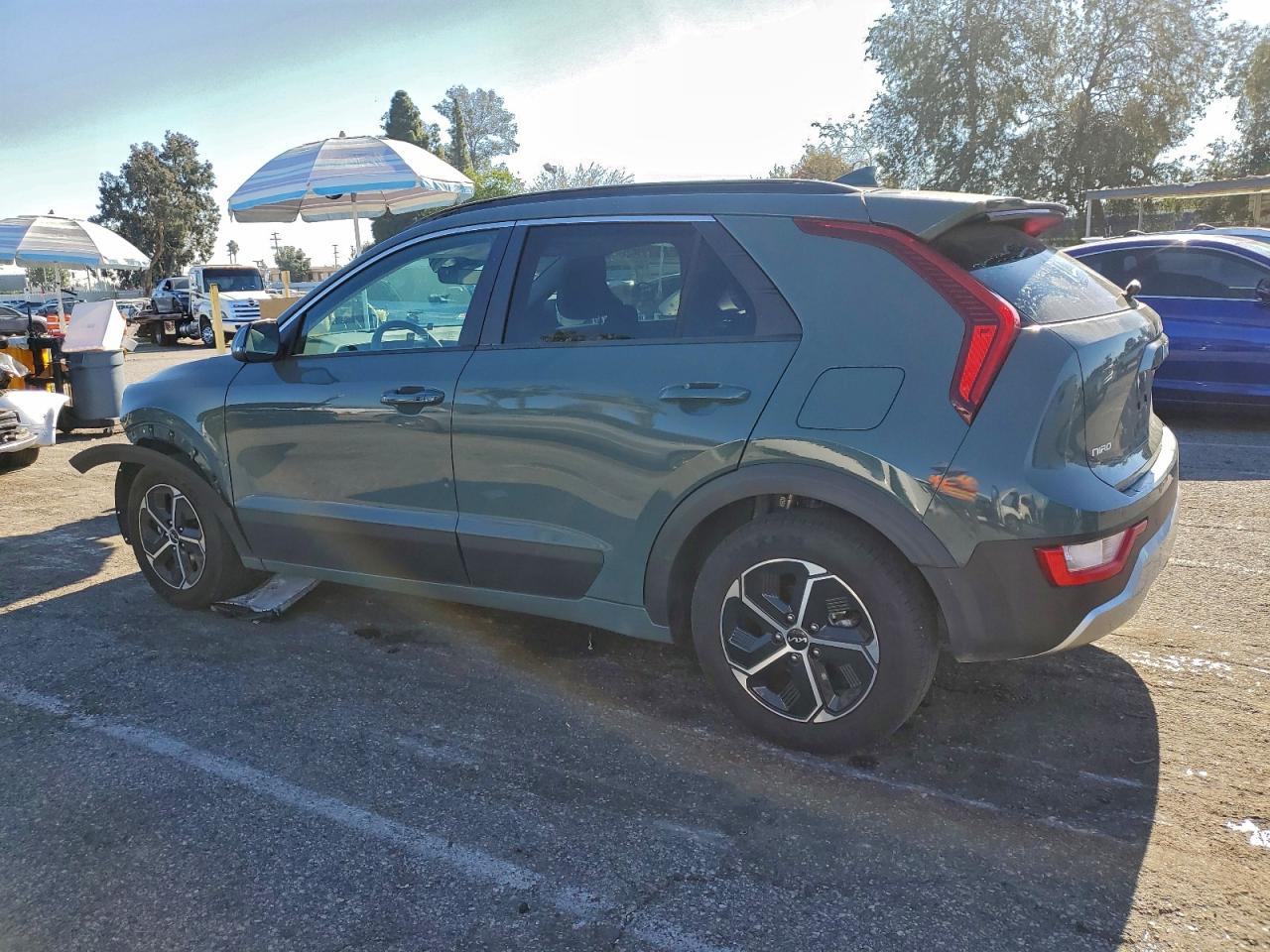 2024 KIA NIRO EX photo 2